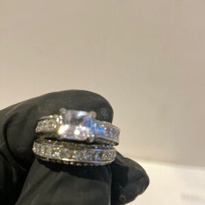 NWOT Stunning Silver Women's Ring with Crystal Accents